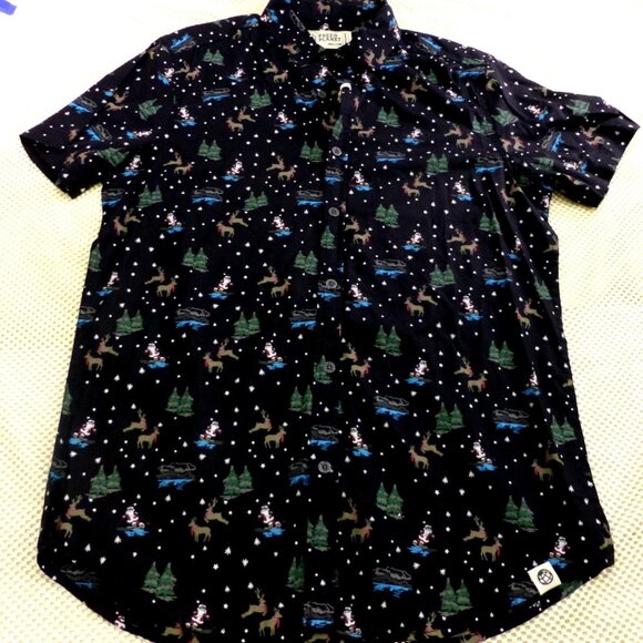 Free Planet Other - NWT Free Planet Mens All Over Christmas Button-Up Shirt Black Reindeer & Santa M
